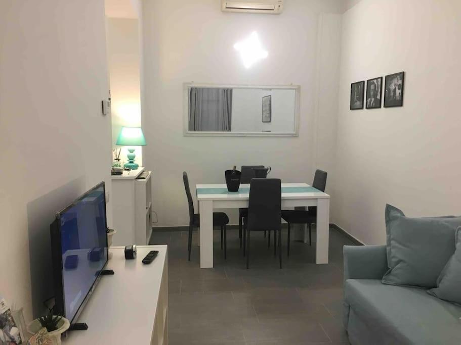 Beautiful Apartment Next To Piazza Di Spagna Рим Экстерьер фото